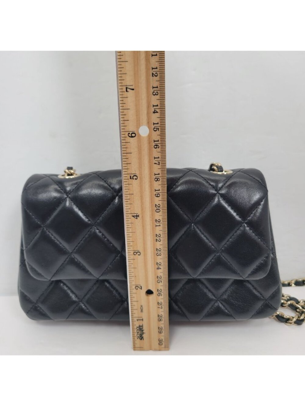 Chanel 25S Classic Flap Bag Black Lambskin With Gold-Tone Chain & Logo France - Picture 8 of 11